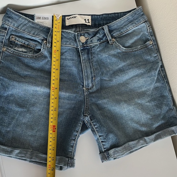 Garage Skinny Bermuda Shorts - Picture 5 of 5